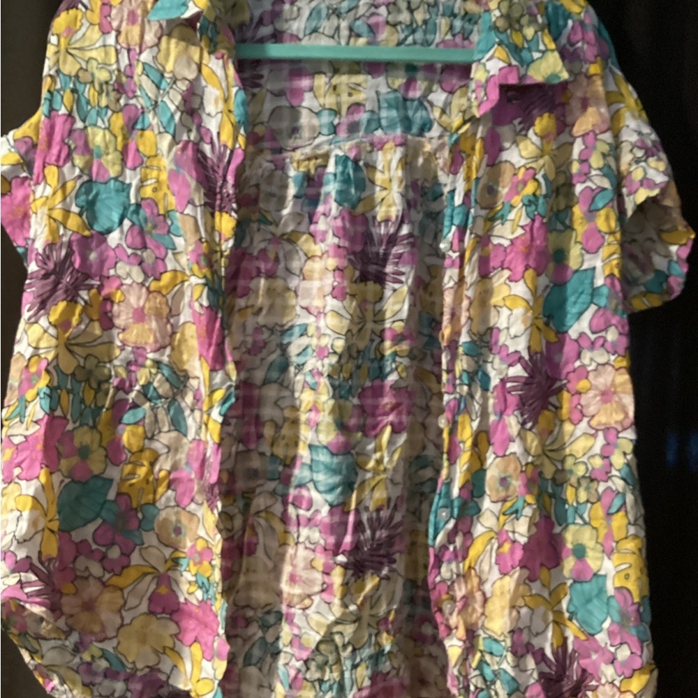 Jane and Delaney pastel floral shirt
